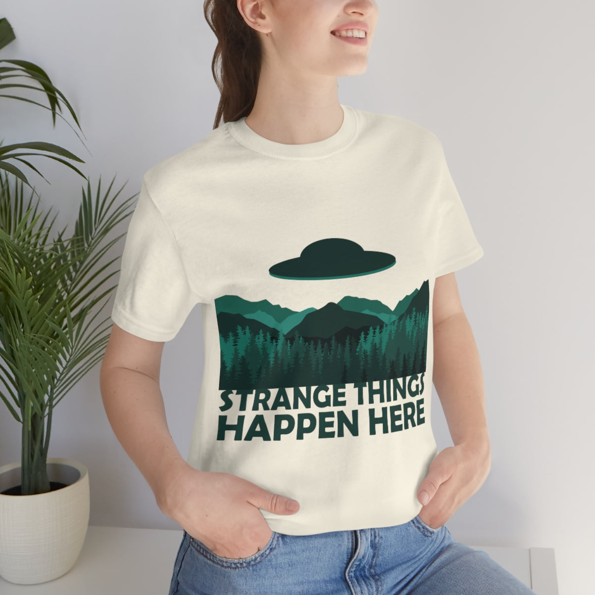 Strange Things Happen Here Spooky Forest Aliens UFO Arrival Unisex Jersey Short Sleeve T-Shirt Ichaku [Perfect Gifts Selection]