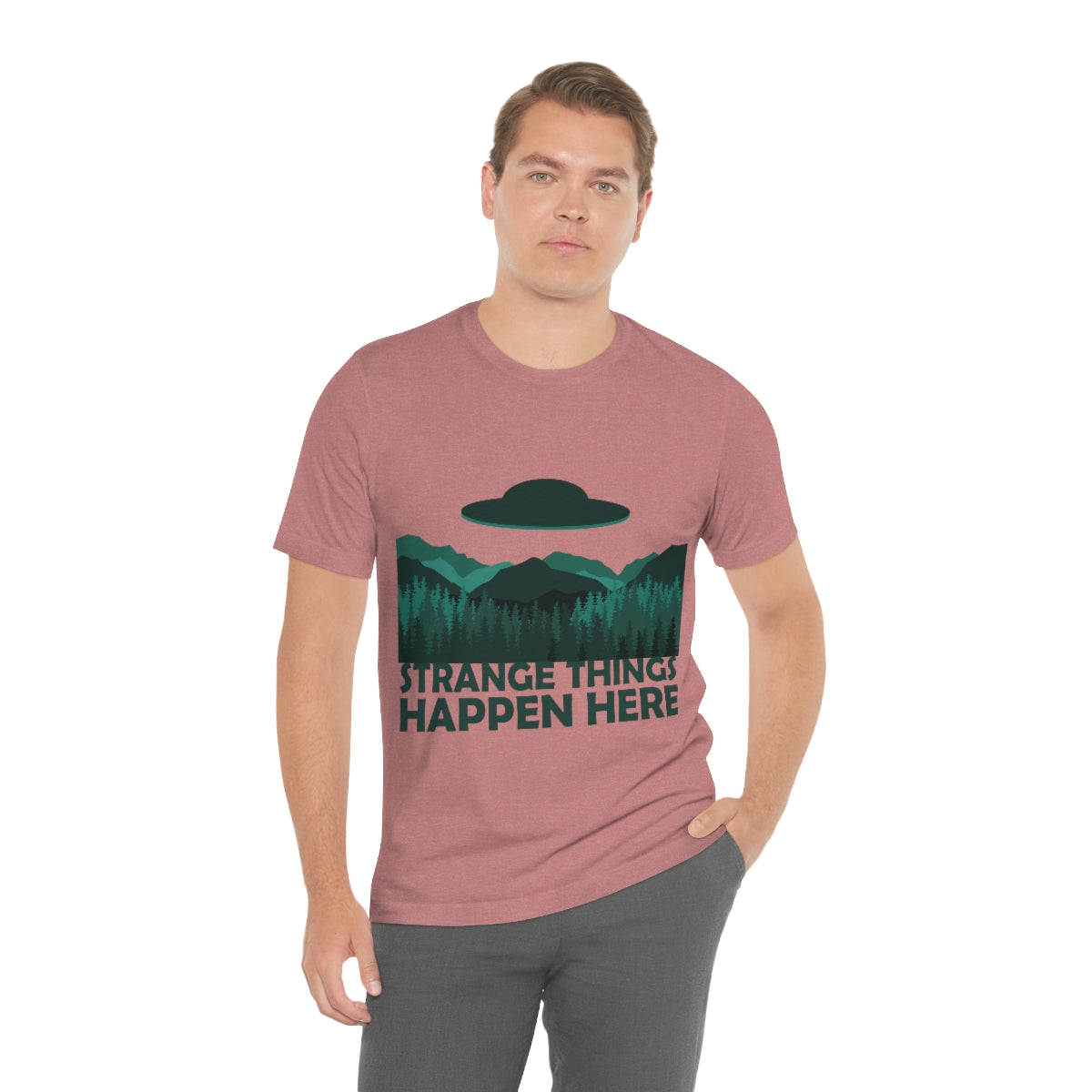 Strange Things Happen Here Spooky Forest Aliens UFO Arrival Unisex Jersey Short Sleeve T-Shirt Ichaku [Perfect Gifts Selection]