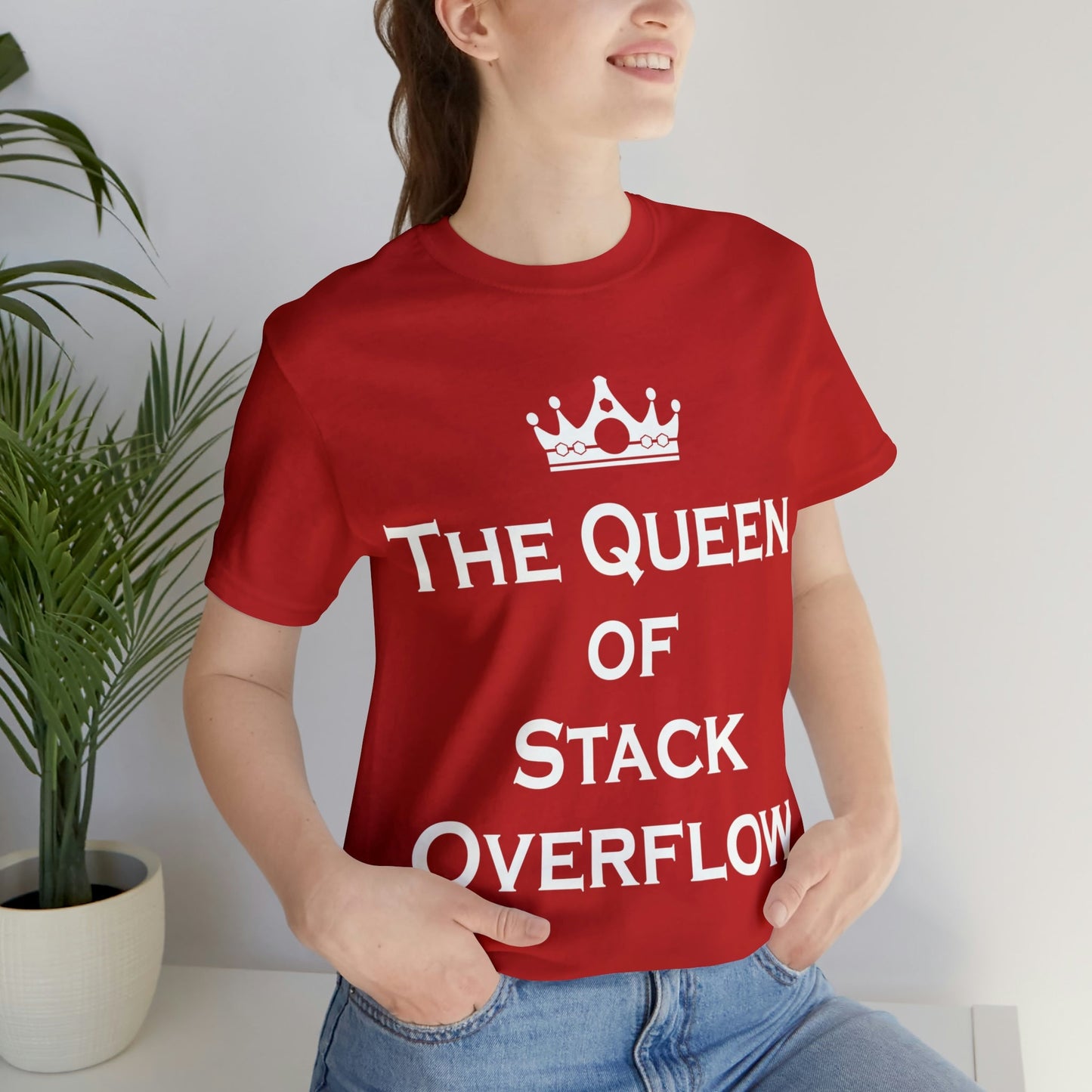 The Queen of Stack Overflow IT Funny Coding White Text Unisex Jersey Short Sleeve T-Shirt Ichaku [Perfect Gifts Selection]