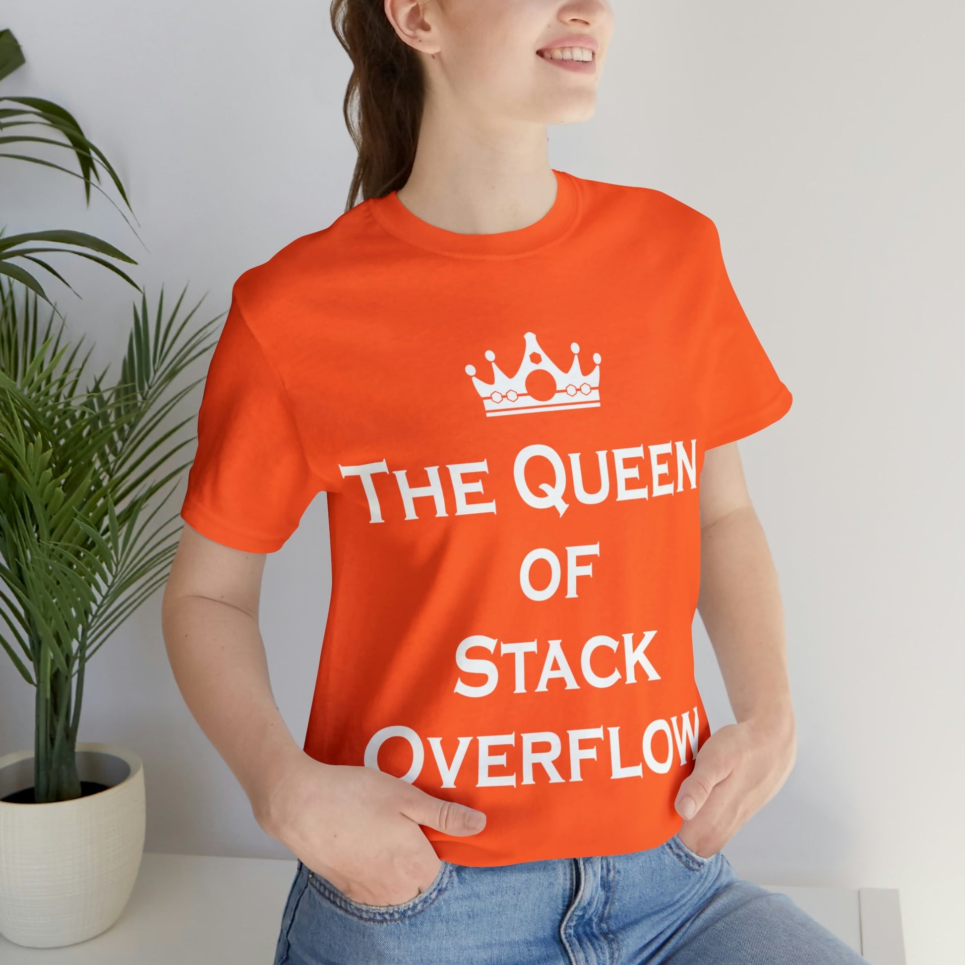 The Queen of Stack Overflow IT Funny Coding White Text Unisex Jersey Short Sleeve T-Shirt Ichaku [Perfect Gifts Selection]