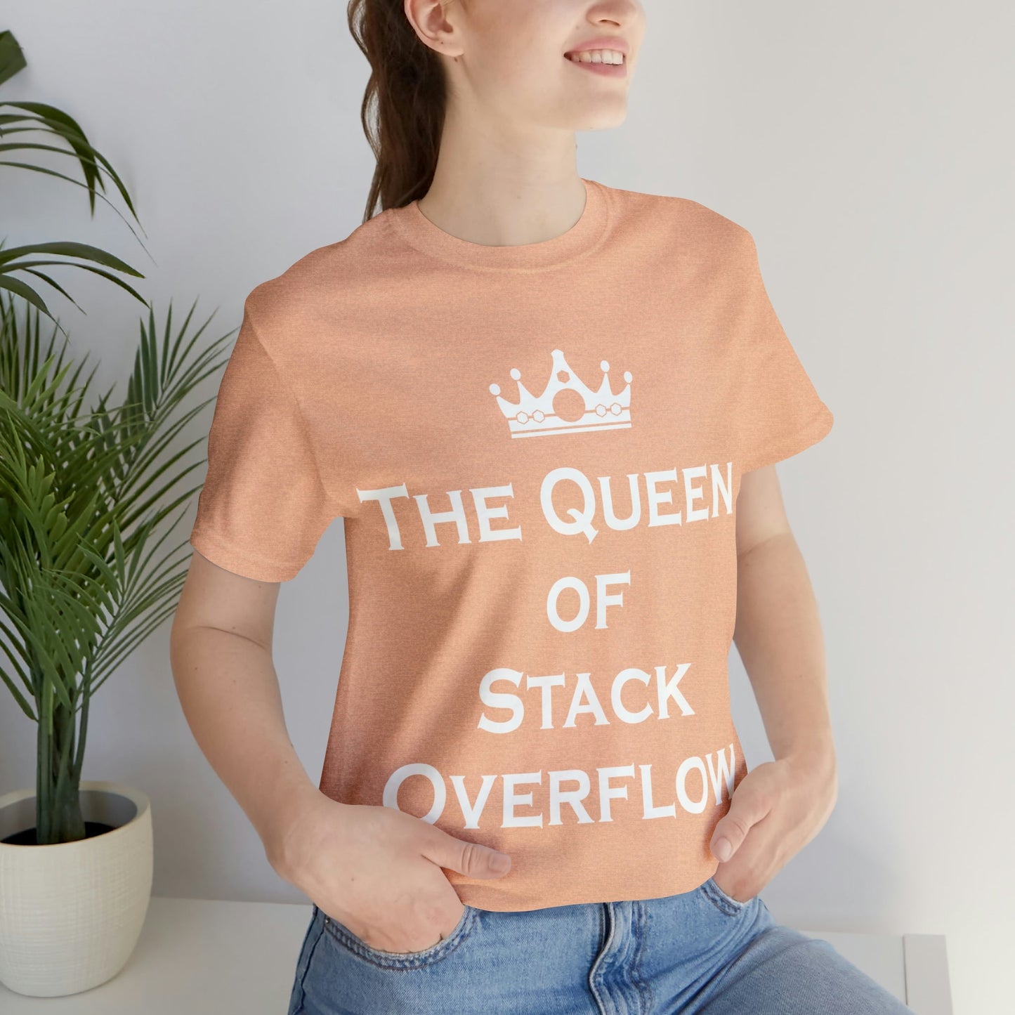 The Queen of Stack Overflow IT Funny Coding White Text Unisex Jersey Short Sleeve T-Shirt Ichaku [Perfect Gifts Selection]