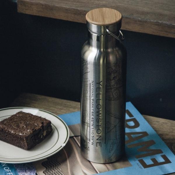 Yellowstone National Park - Wyoming Map Bottle with Bamboo Top Ichaku [Perfect Gifts Selection]