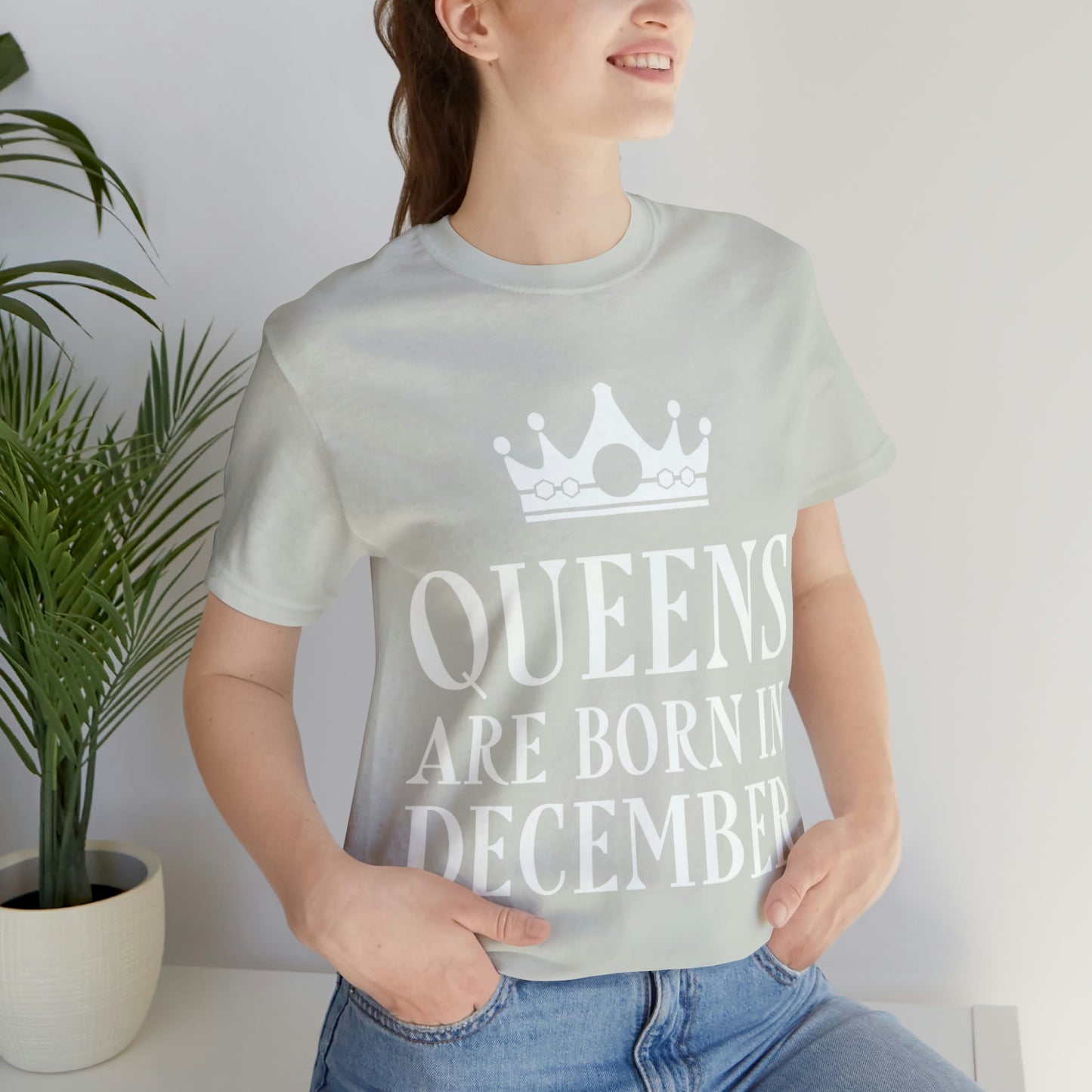 Queens Are Born in December Unisex Jersey Short Sleeve T-Shirt