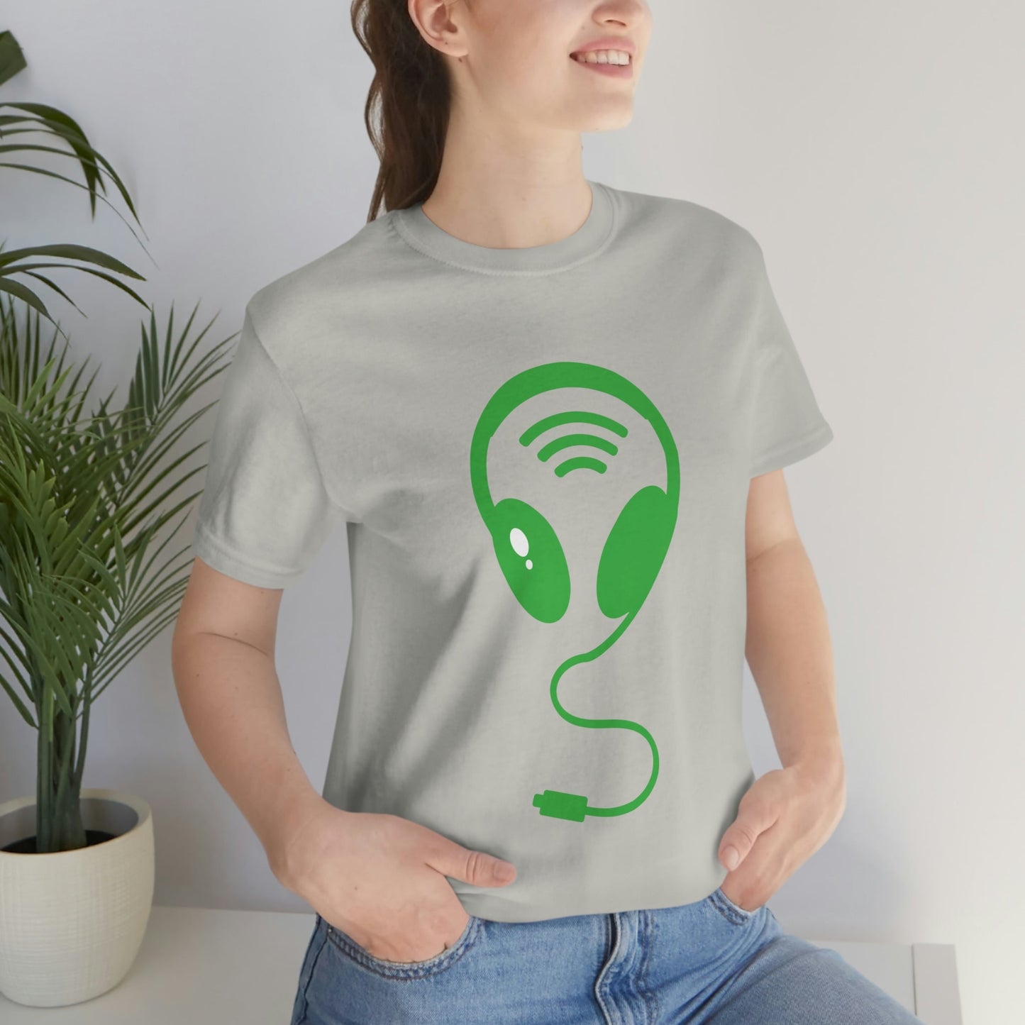 Aliens Headphones Humor Saying Quotes Unisex Jersey Short Sleeve T-Shirt Ichaku [Perfect Gifts Selection]