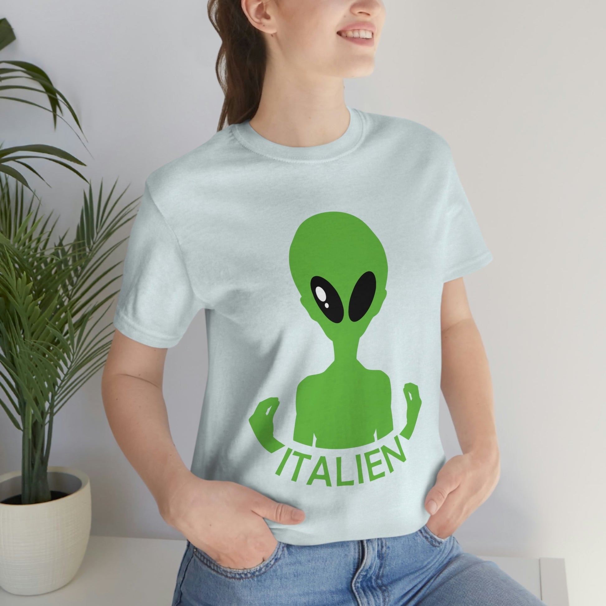 Aliens Italian Hand Gestures UFO Xenomorph Italy Unisex Jersey Short Sleeve T-Shirt Ichaku [Perfect Gifts Selection]