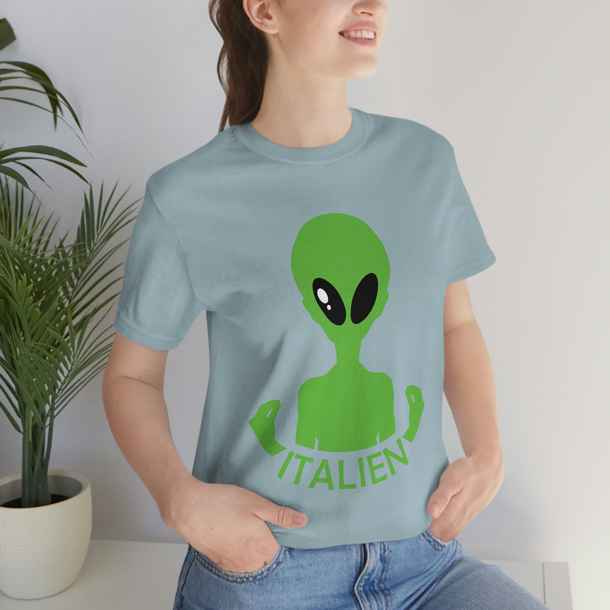 Aliens Italian Hand Gestures UFO Xenomorph Italy Unisex Jersey Short Sleeve T-Shirt Ichaku [Perfect Gifts Selection]