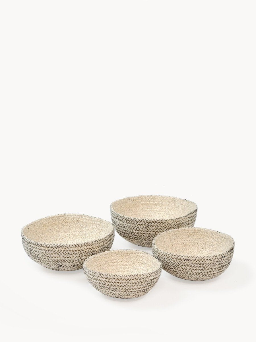 Amari  Round Bowl - Black (Set of 4) Ichaku [Perfect Gifts Selection]