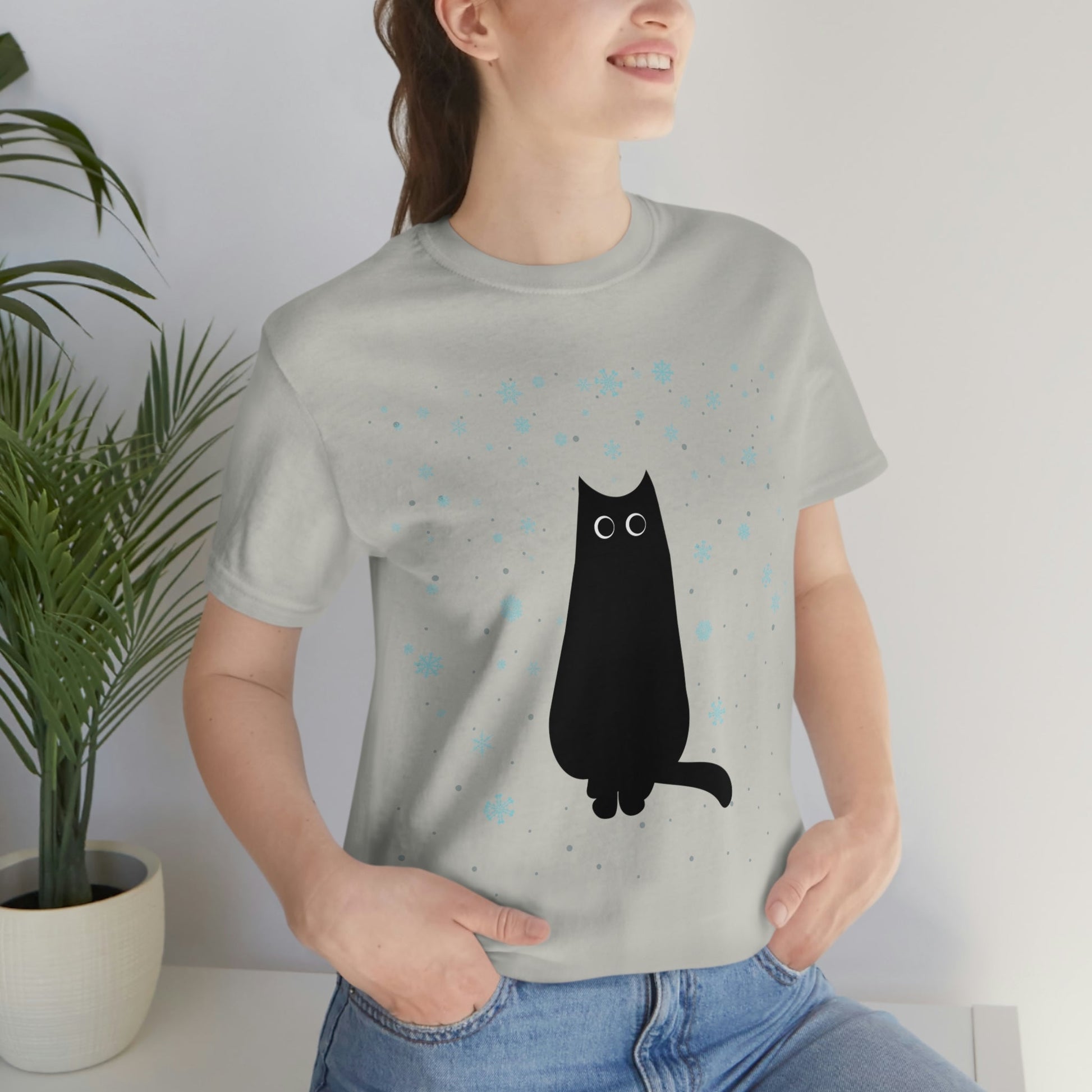 Black Cat Winter Snowflake Anime Art Unisex Jersey Short Sleeve T-Shirt Ichaku [Perfect Gifts Selection]