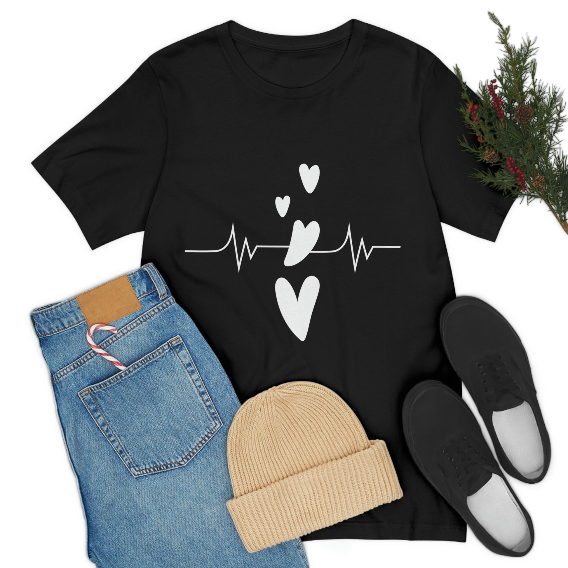 Heartbeat in Love Romantic Heart Unisex Jersey Short Sleeve T-Shirt Ichaku [Perfect Gifts Selection]