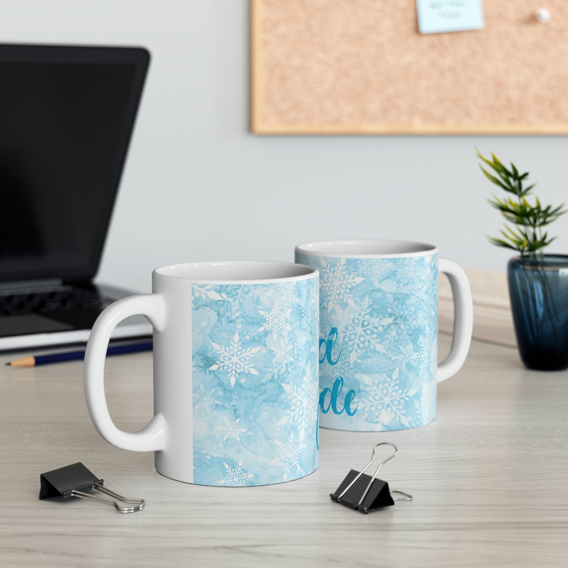 It`s Cold Outside Winter Snow Art Ceramic Mug 11oz Ichaku [Perfect Gifts Selection]