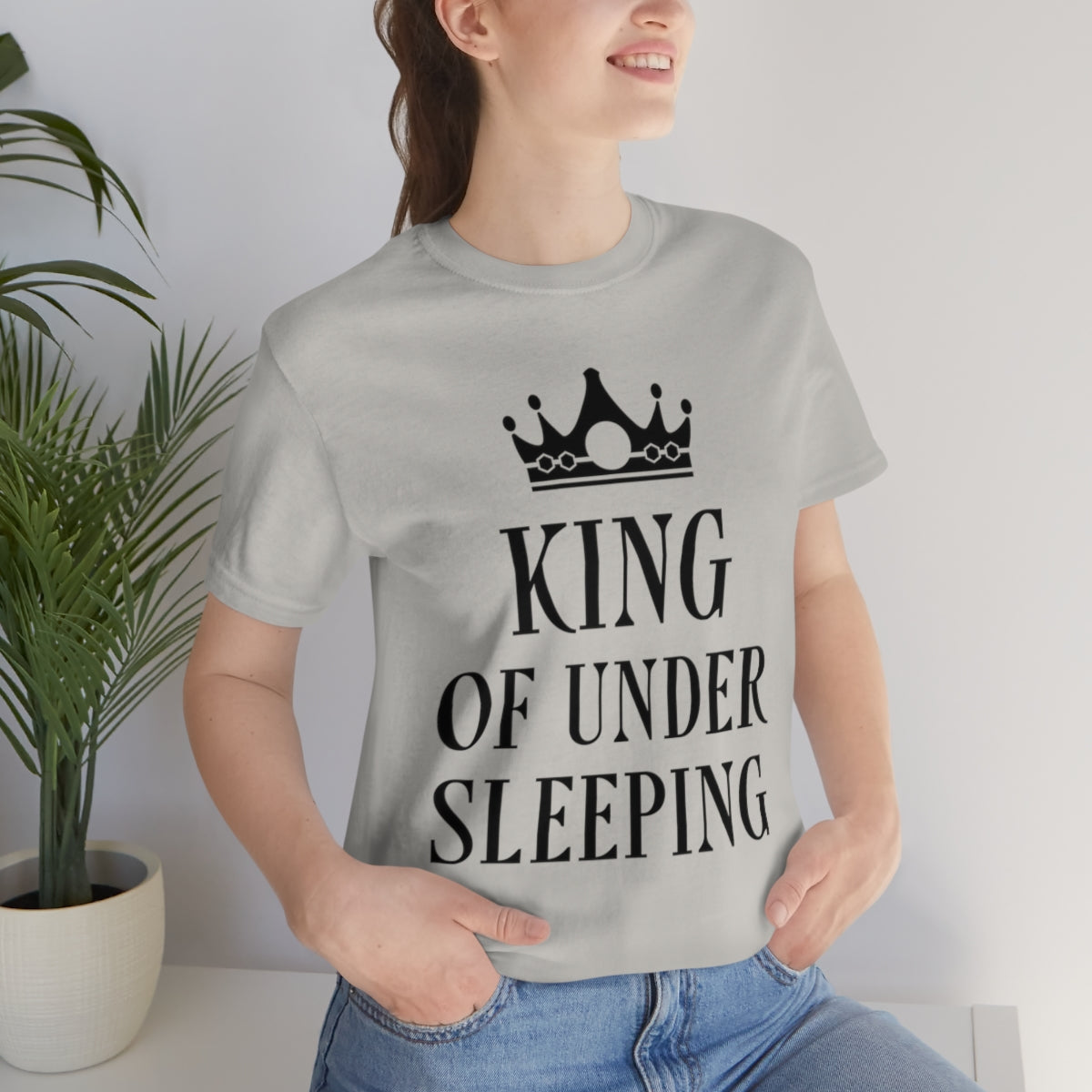 King of Undersleeping Sleep Humor Quotes Unisex Jersey Short Sleeve T-Shirt Ichaku [Perfect Gifts Selection]