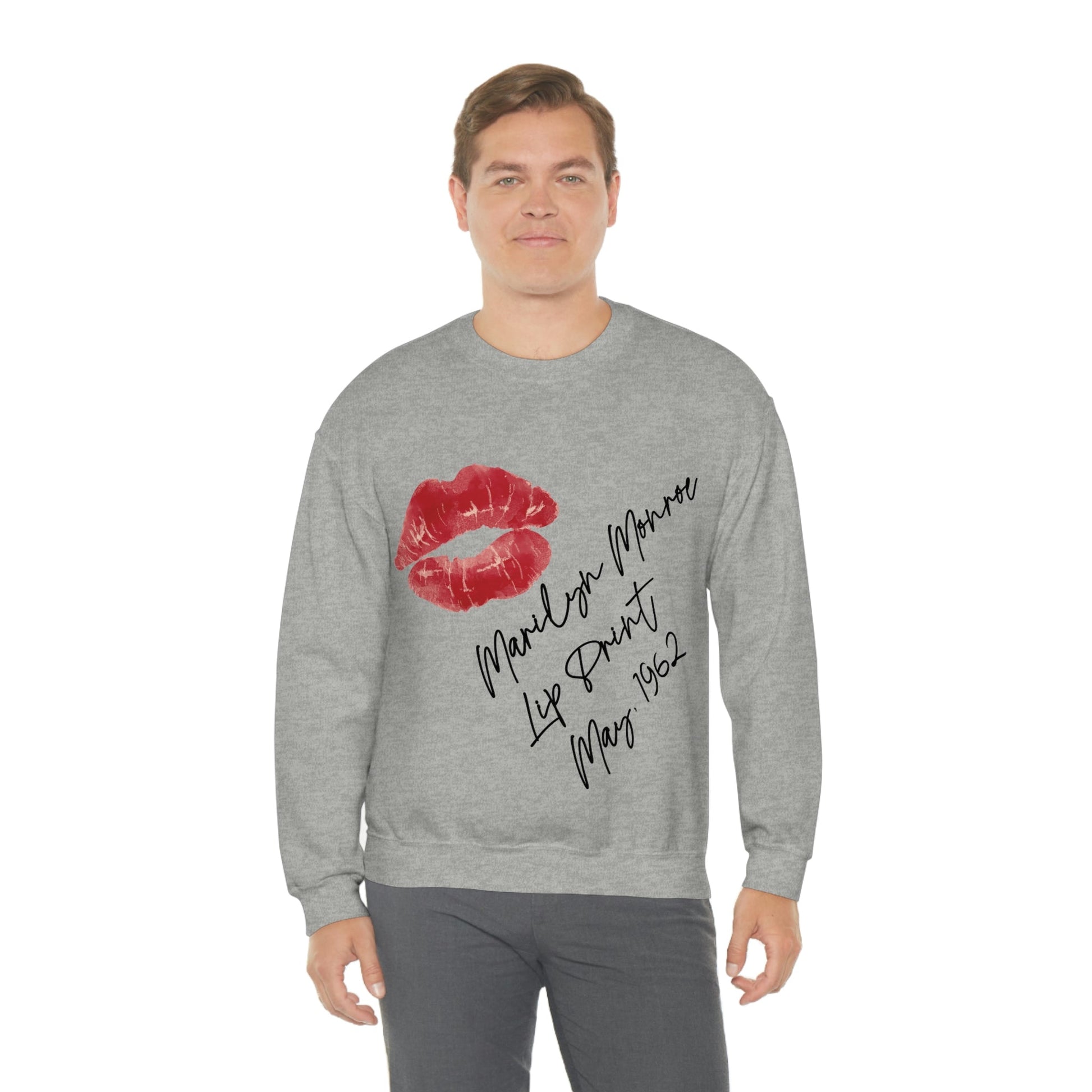 Lip Retro Print Hollywood Classic Unisex Heavy Blend™ Crewneck Sweatshirt Ichaku [Perfect Gifts Selection]