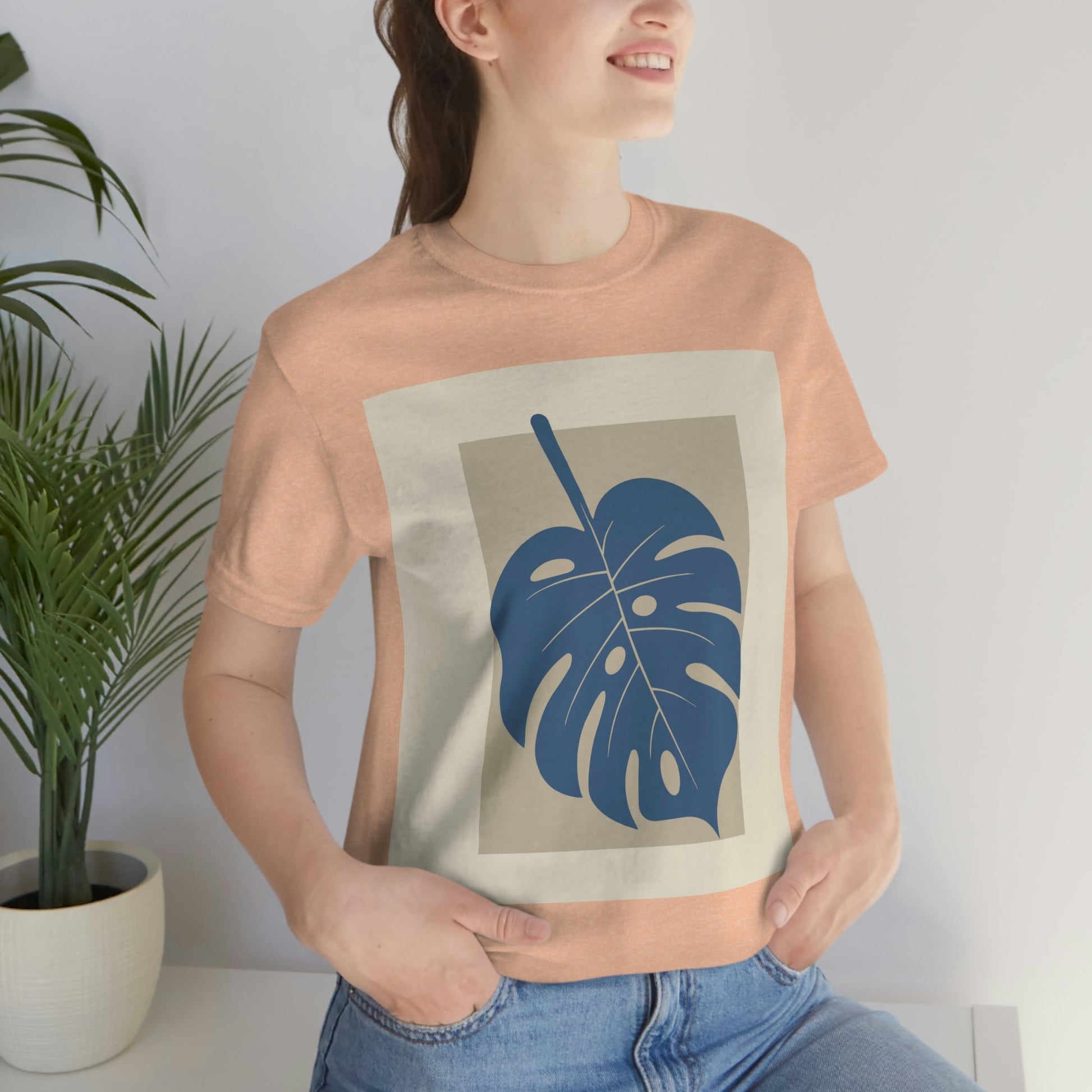 Monstera Leaf Modern Minimal Art Plant Unisex Jersey Short Sleeve T-Shirt Ichaku [Perfect Gifts Selection]