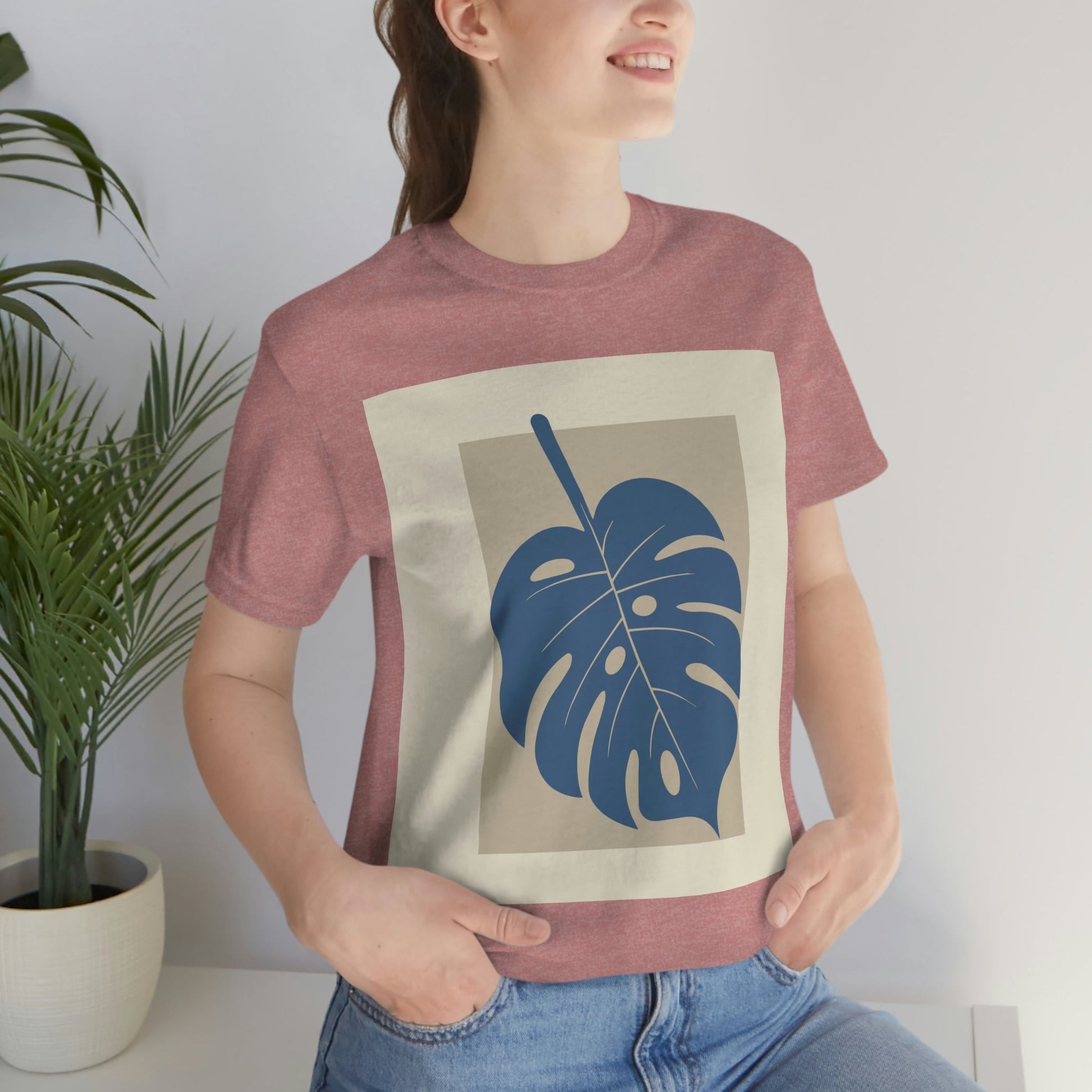 Monstera Leaf Modern Minimal Art Plant Unisex Jersey Short Sleeve T-Shirt Ichaku [Perfect Gifts Selection]