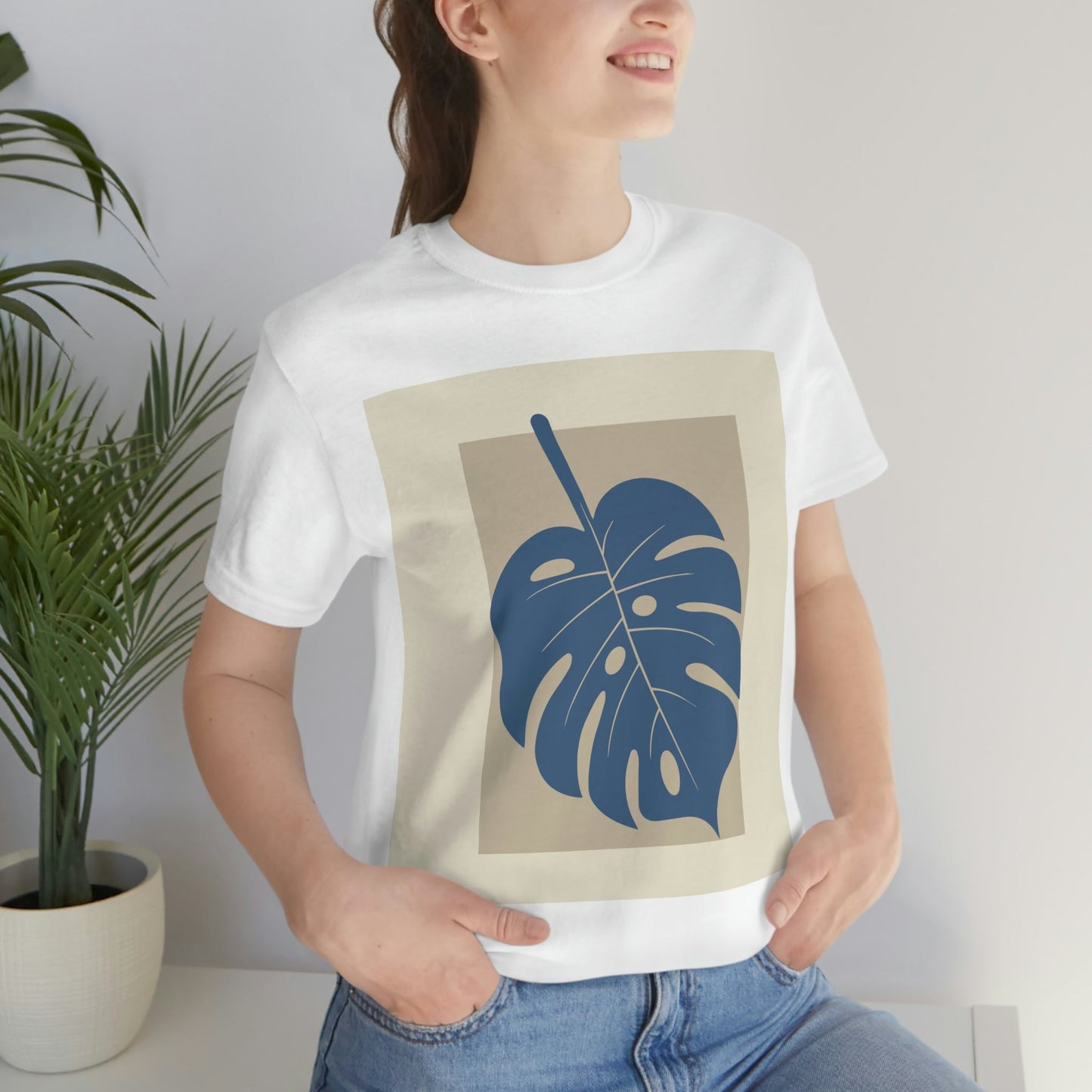 Monstera Leaf Modern Minimal Art Plant Unisex Jersey Short Sleeve T-Shirt Ichaku [Perfect Gifts Selection]