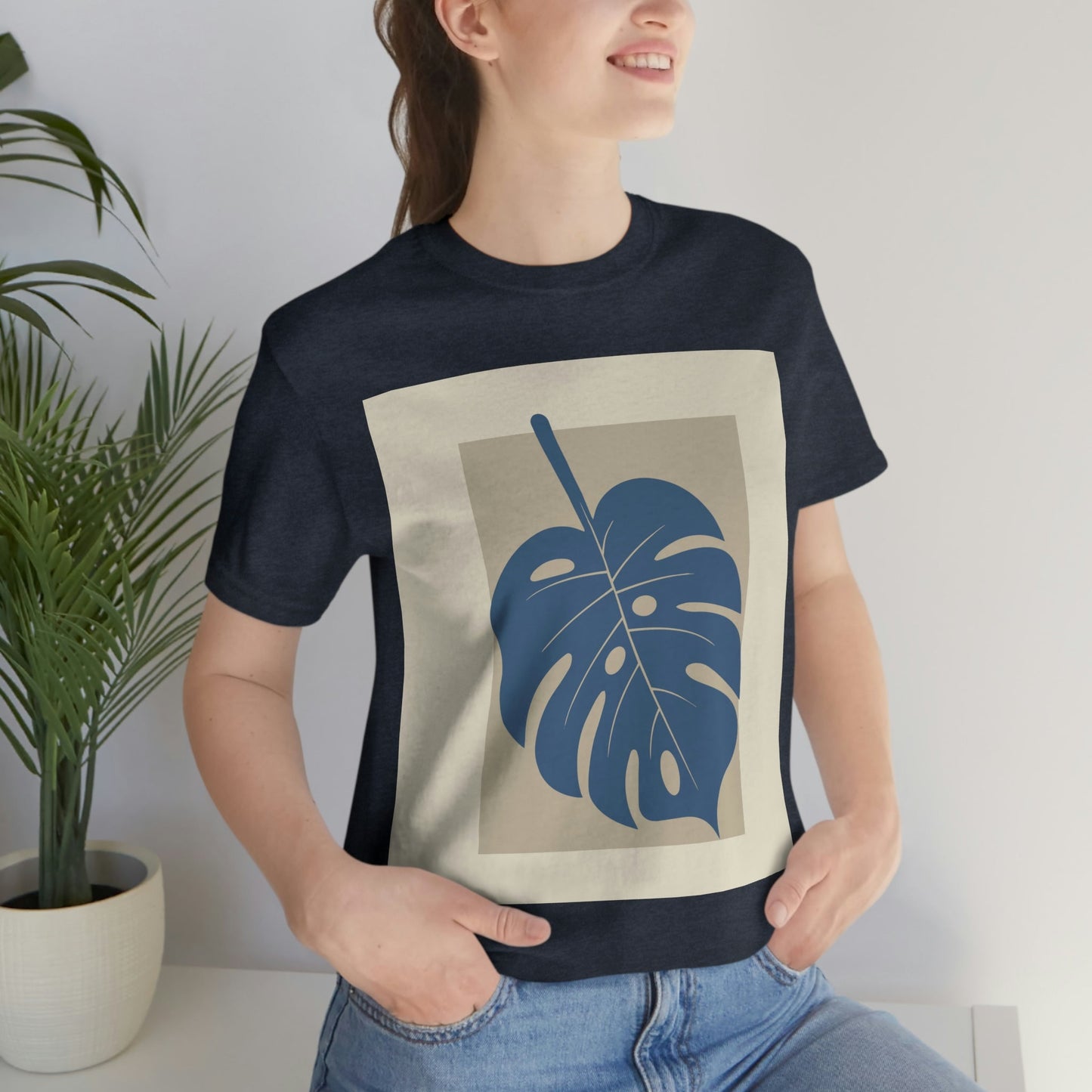 Monstera Leaf Modern Minimal Art Plant Unisex Jersey Short Sleeve T-Shirt Ichaku [Perfect Gifts Selection]