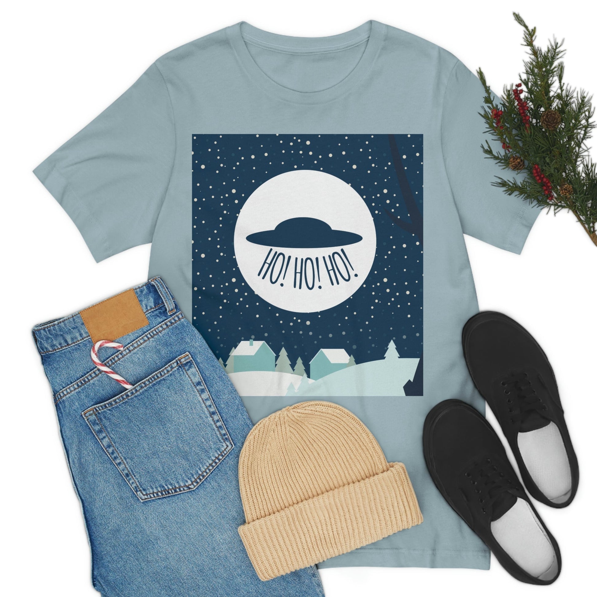 Santa Claus Arrival Merry Christmas Aliens UFO Winter Humor Art Unisex Jersey Short Sleeve T-Shirt Ichaku [Perfect Gifts Selection]