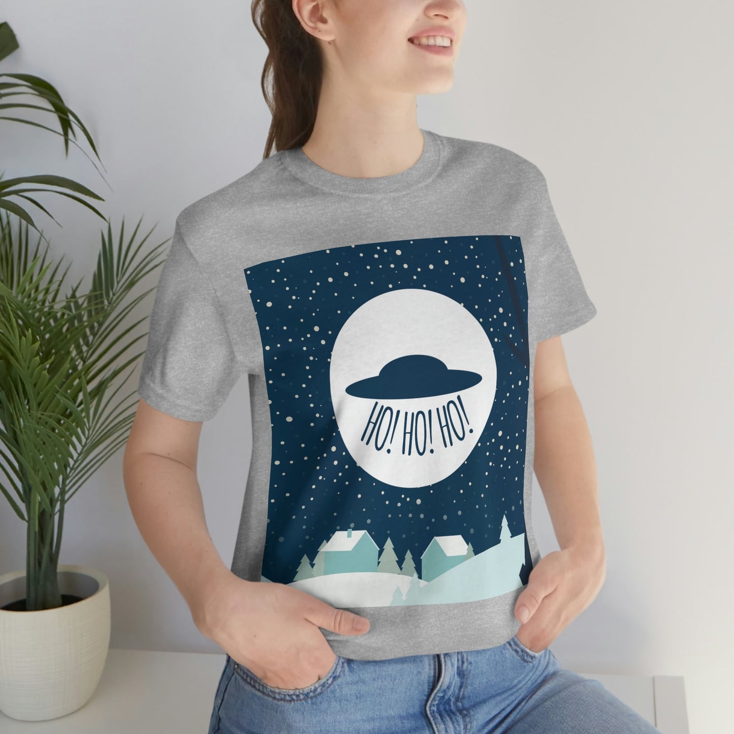 Santa Claus Arrival Merry Christmas Aliens UFO Winter Humor Art Unisex Jersey Short Sleeve T-Shirt Ichaku [Perfect Gifts Selection]