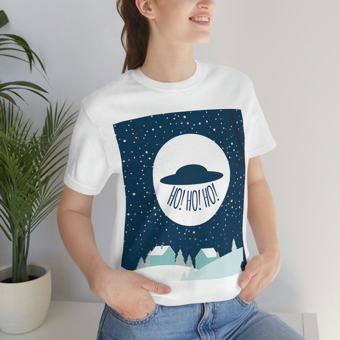 Santa Claus Arrival Merry Christmas Aliens UFO Winter Humor Art Unisex Jersey Short Sleeve T-Shirt Ichaku [Perfect Gifts Selection]